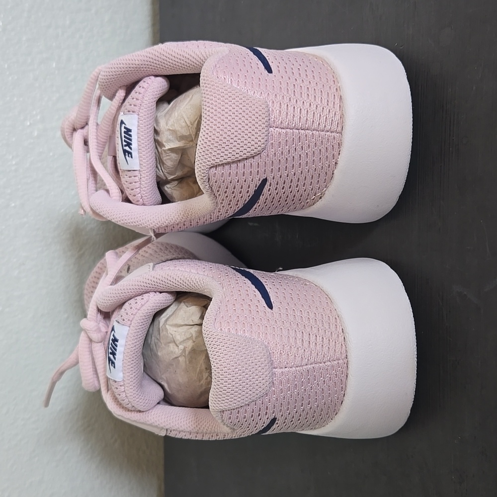 Nike | NIB Kids Barely Rose & Navy Tanjun Sneakers Size 6.5 - Picture 4 of 9